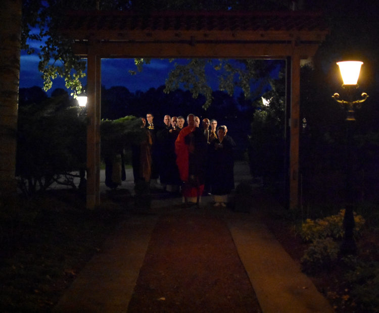 During Ryakufusatsu ceremony, Tenkei Roshi led a small ceremony to open and purify the new temple gate and driveway.